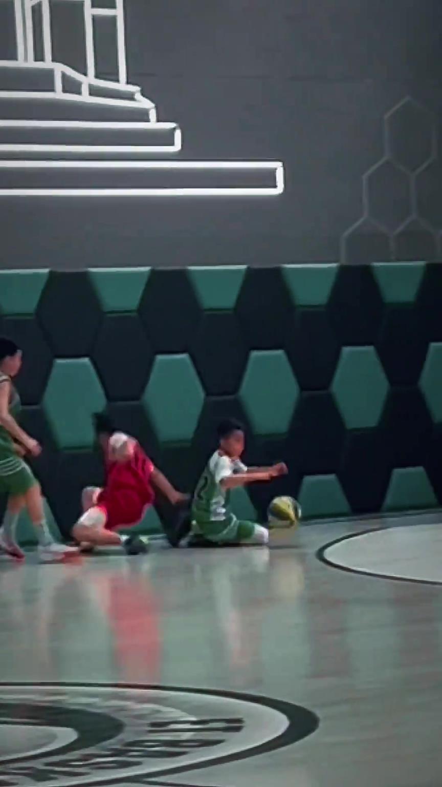 有一種默契叫做從小一起長(zhǎng)大！